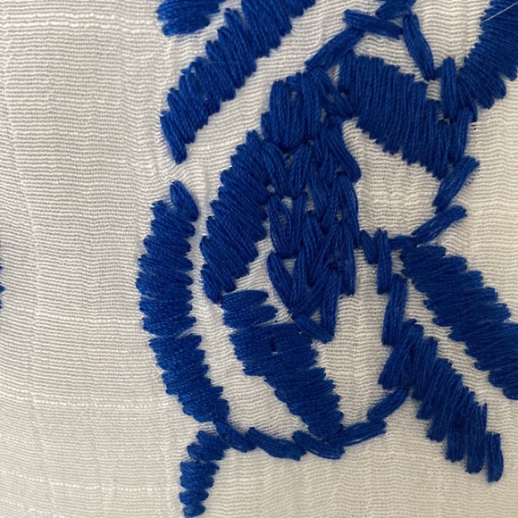 NWT AB Studio Sheer White Embroidered Short Sleeve Blouse with Tassel Ties L - Picture 6 of 8